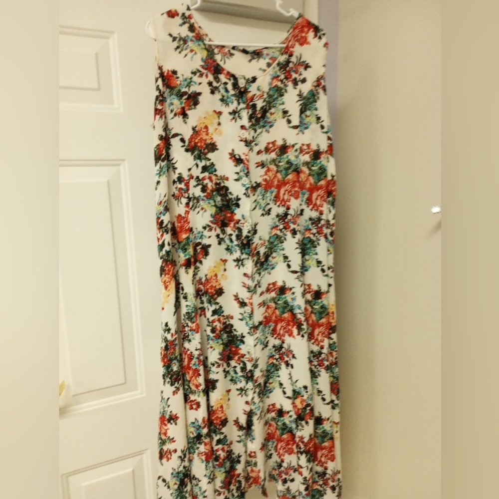 Floral Sleeveless Dress